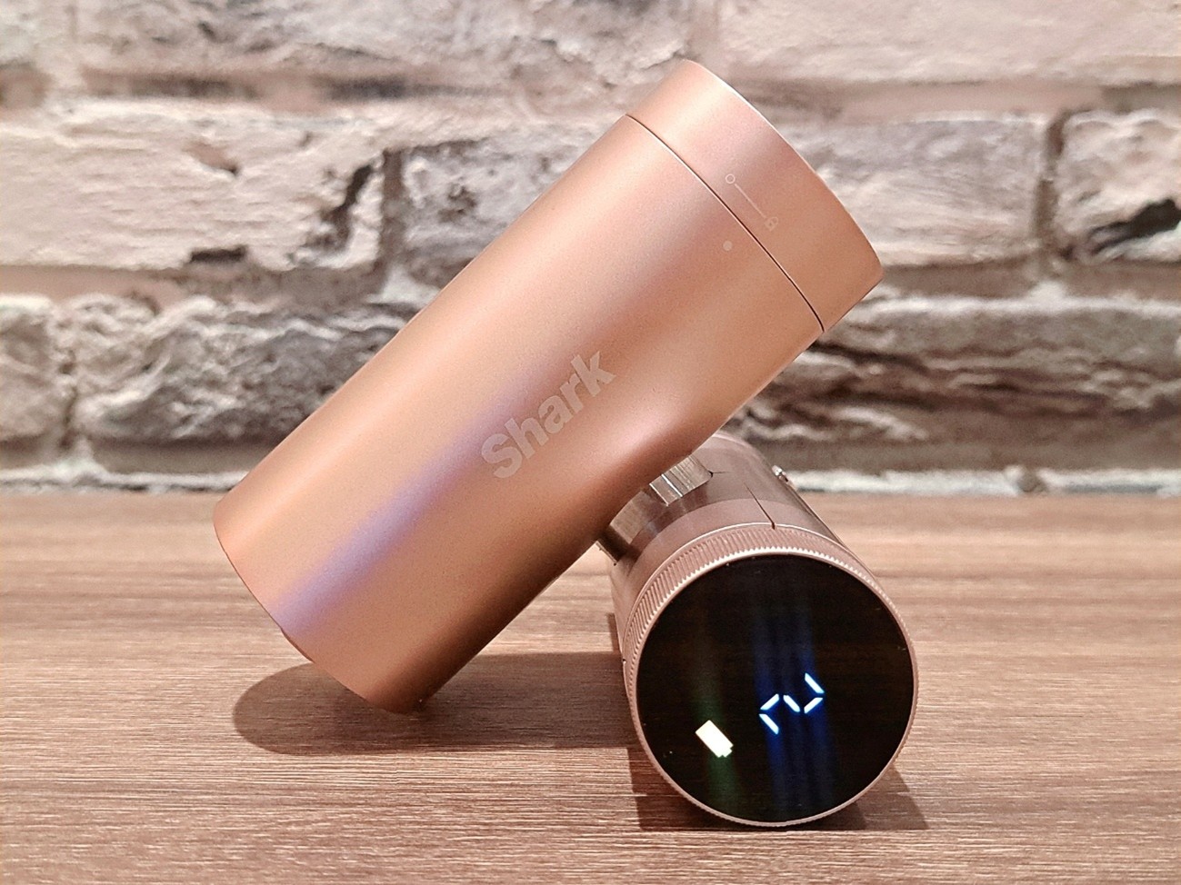 今年も猛暑！？3wayハンディファン「Shark® ChillPill パーソナル